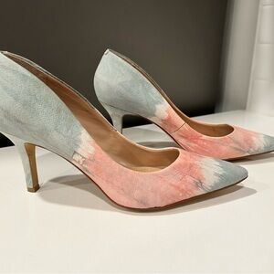 Charles David Tie Dye High Heels Sz 8 Pink Gray White 80’s Retro Pumps